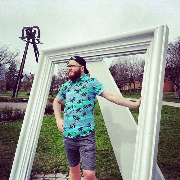 Meet your Posher, Mitchell - Picture 4 of 8